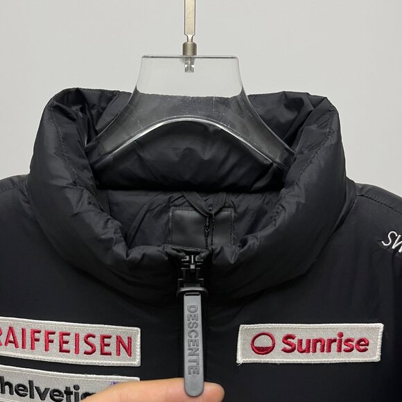 DESCENTE Unisex Ski Style Down Jacket - Picture 8 of 9